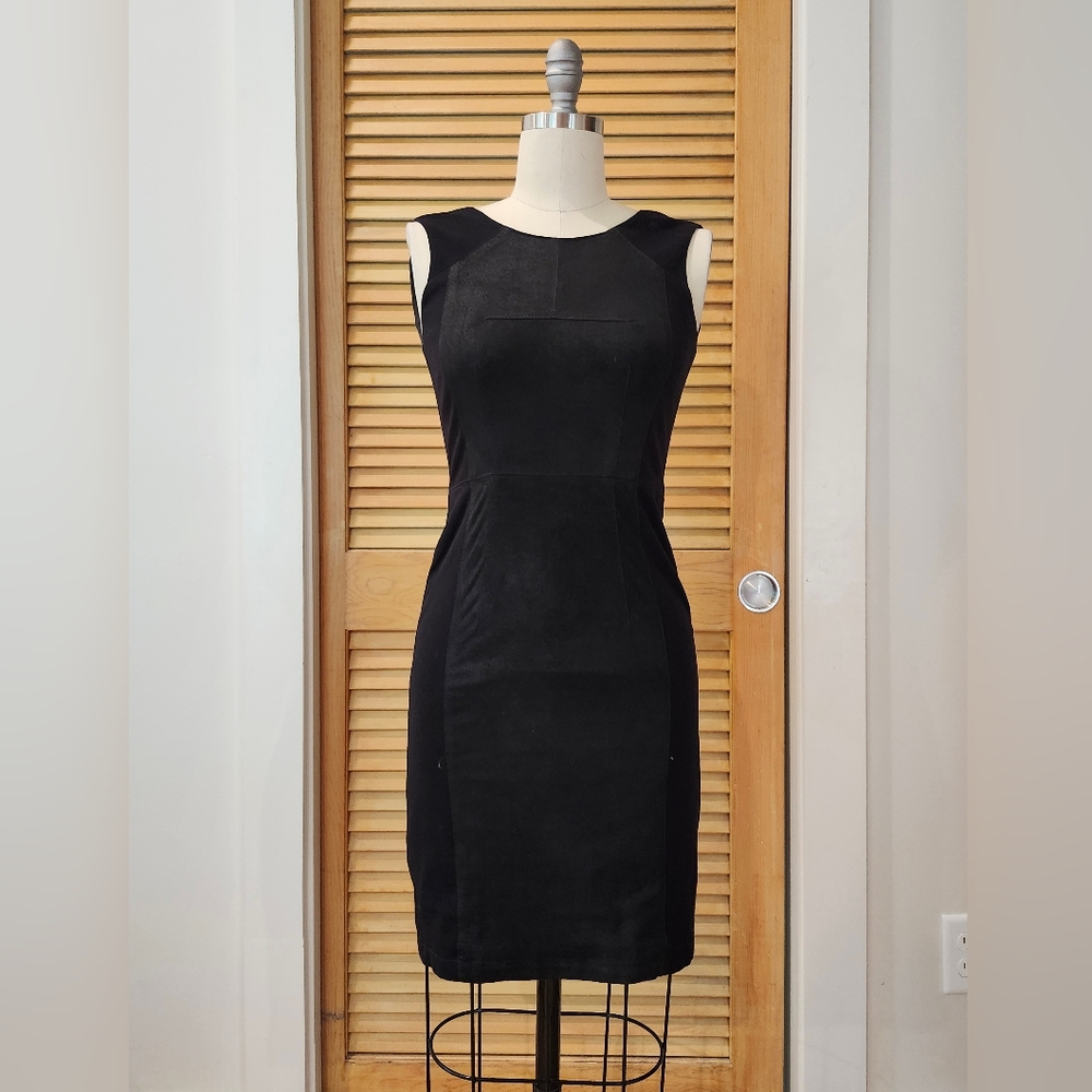 BCBG MAXAZRIA Sleeveless Dress